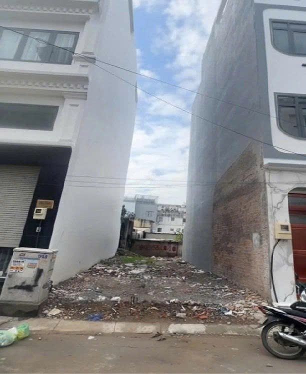 Em cần thanh lý gấp miếng đất nền gần Aeon Bình Tân