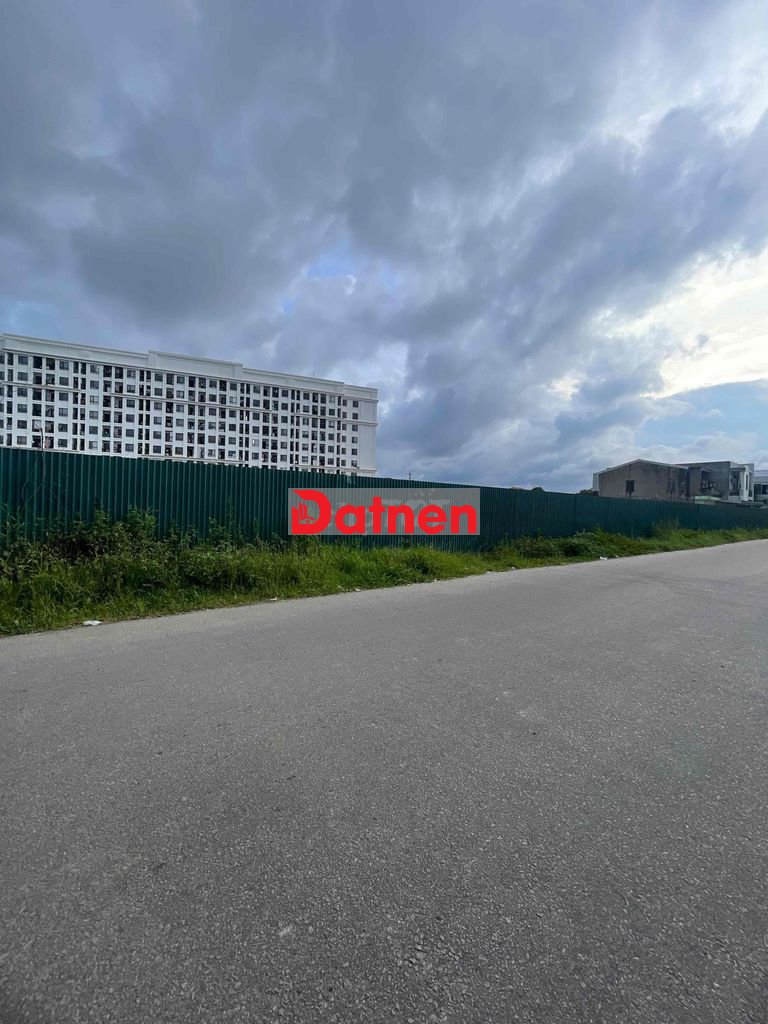 Bán gấp lô đất mặt tiền Nguyễn Lộ Trạch, phường Xuân Phú, TP Huế – Vị