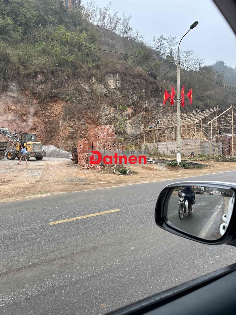 đất mặt đường 6 nông trường