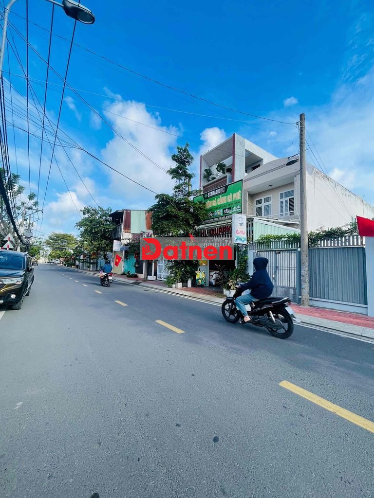 NHỈNH 40TR/M2 ,ĐẤT MT CÁCH VÀNH ĐAI II 200M - DÒNG TIỀN 20TR/T