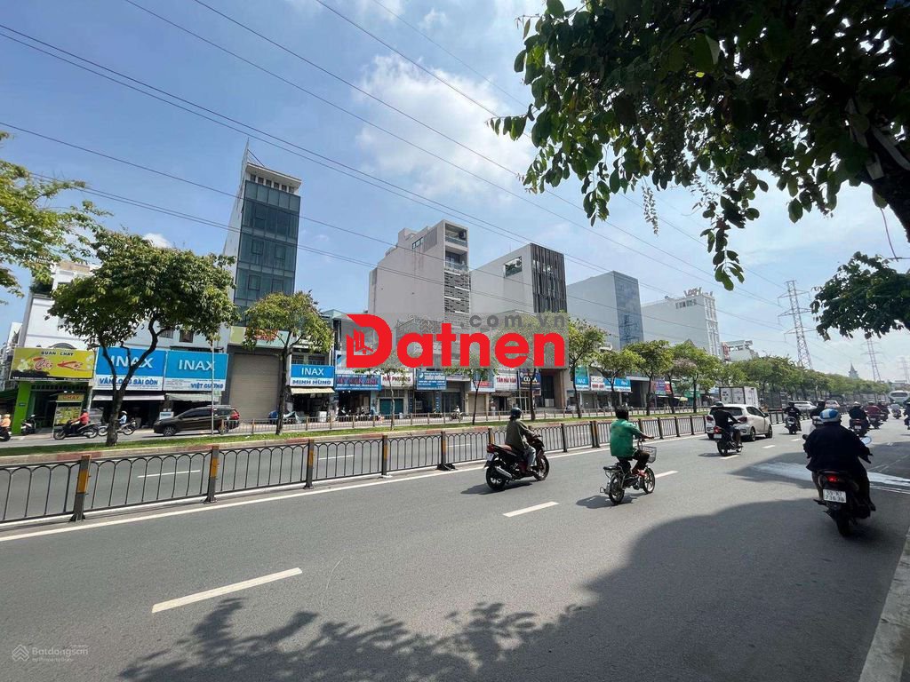 Đất mặt tiền Kinh Dương Vương, đnag cho thuê, 30tr/ tháng, 15x26,