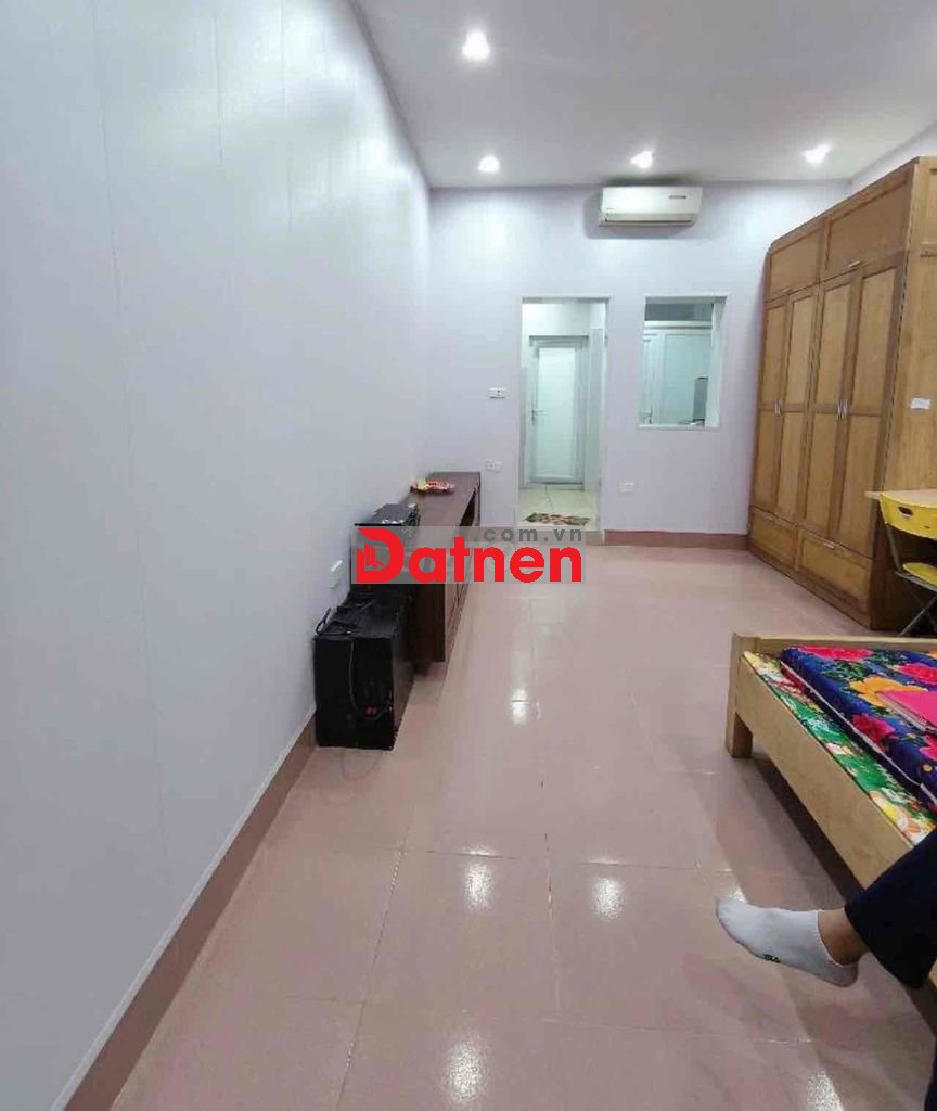 Bán nhà tập thể Việt Hưng – 30m² chỉ 1.65 tỷ, ở ngay, giá siêu hiếm!
