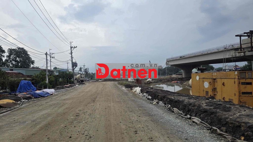 bán 5333 m2 đất mặt tiền vành đai 3 giá 43 tỷ