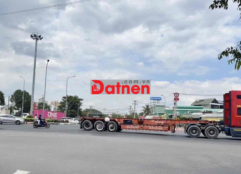 Chính chủ gửi bán lô đất gần trường TH Phú Hữu, Quận 9