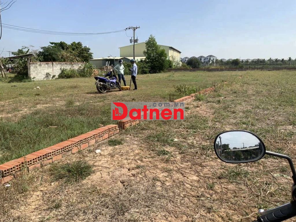 CẦN BÁN GẤP MIẾNG ĐẤT SHR MẶT TIỀN TỈNH LỘ 822 TÂN MỸ ĐỨC HOÀ LONG AN