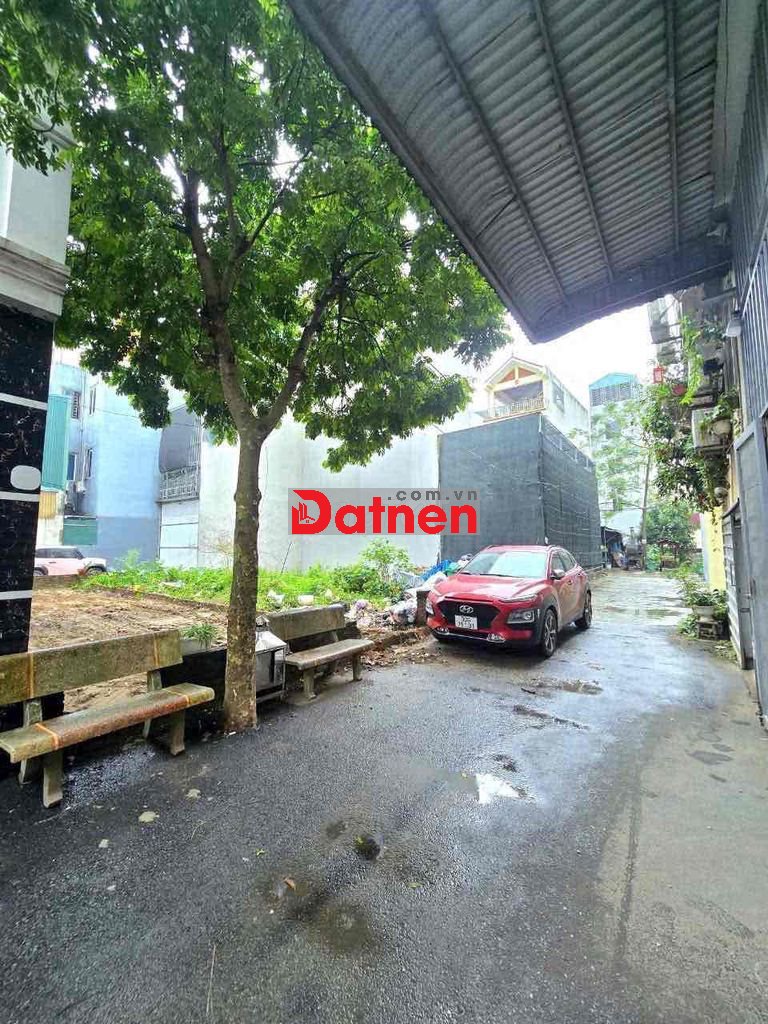 Bán đất La Tinh trong đê ô tô đỗ cửa hướng Đông Nam