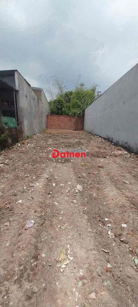 bán 220m2 gần chợ dĩ an , trung tâm ph đông hoà