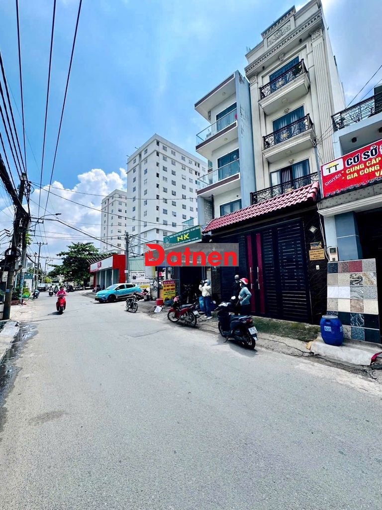 HÀNG HOT - ĐẤT góc 2MT kinh doanh ĐƯỜNG 12 - GẦN GA METRO - ngang 6.3M
