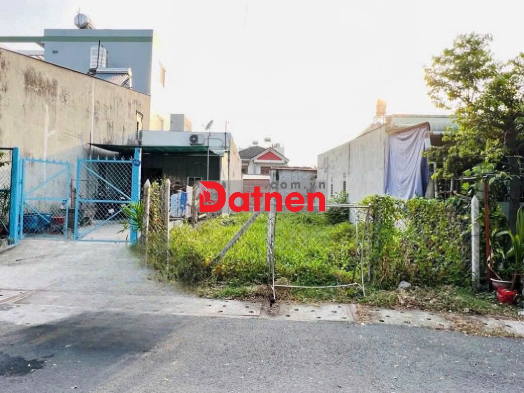 Bán lô đất 10x20m đường Phạm Thị Thung, giá 1 tỷ 380 triệu, shr