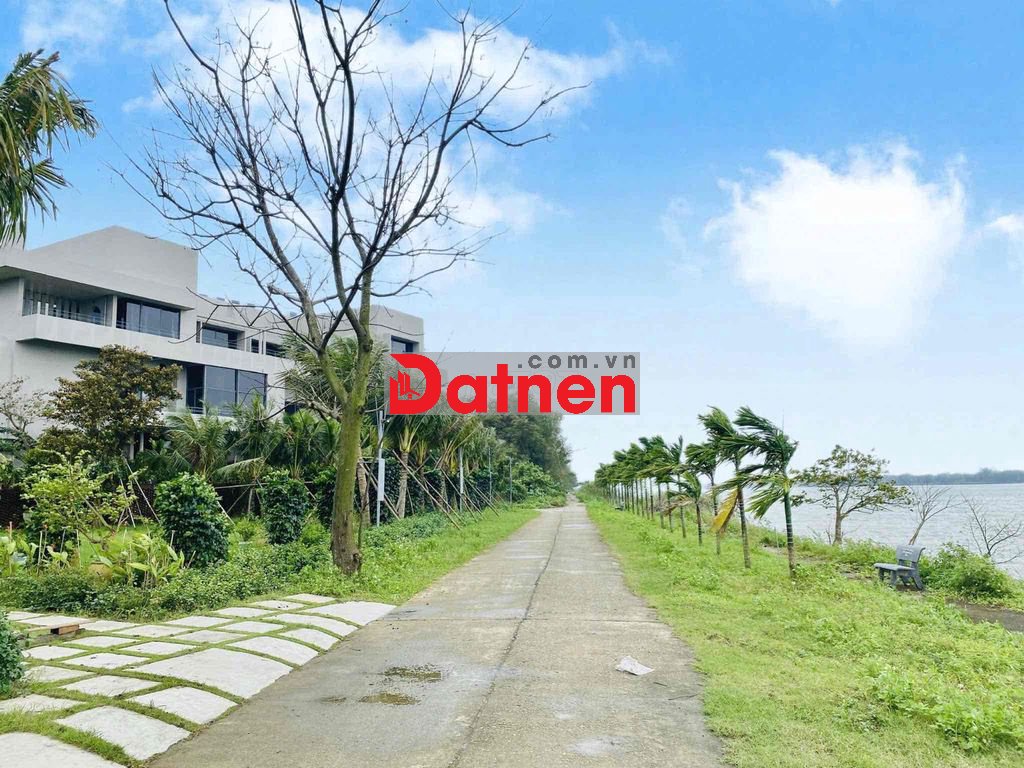 Cắt lỗ siêu phẩm biệt thự nhà vườn ven Đà Nẵng