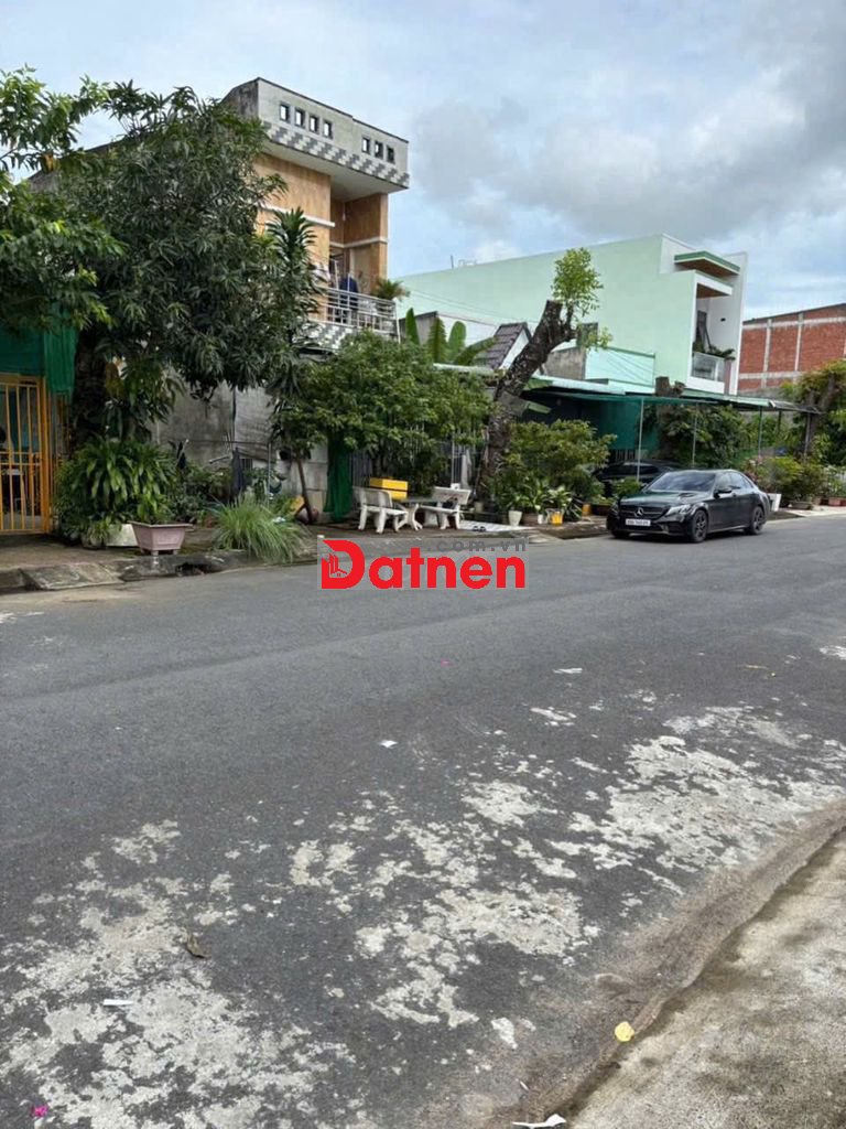 Nền khu dân cư đồng bộ hạ tầng tốt 90m2 giá chỉ 2,5 tỷ