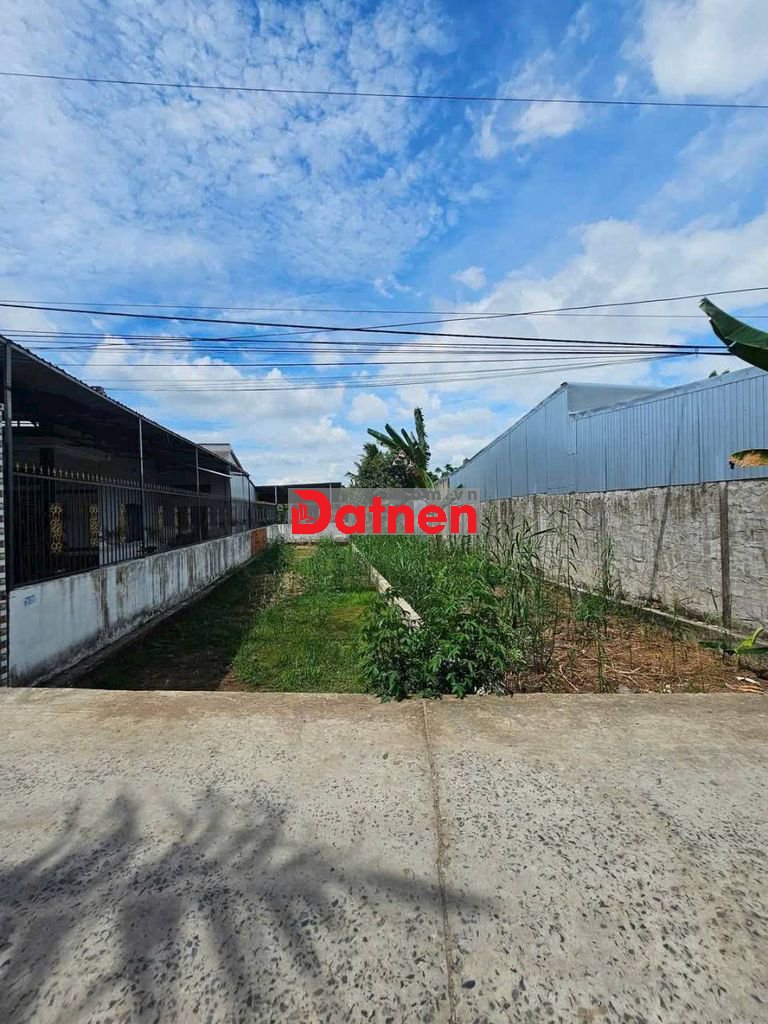 Bán đất nền thổ cư diện tích 120m2 bán chưa tới 1,5 tỷ