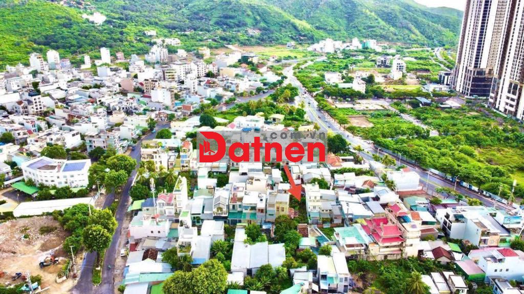 VHO194 Bán đất hẻm oto đường Phạm Văn Đồng cách trung tâm 7.5km