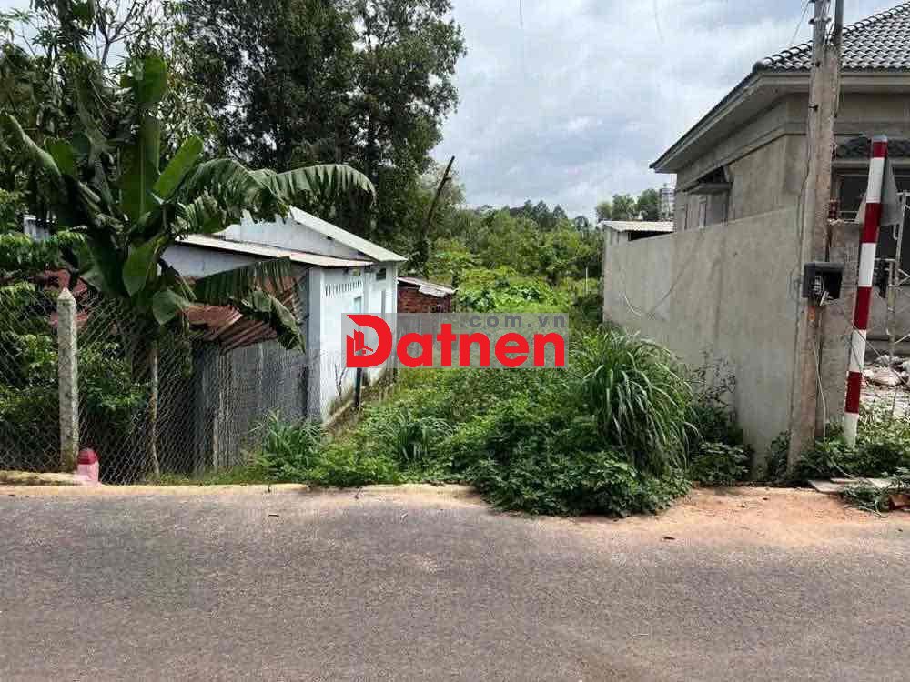 Bán nhà mặt tiền đường Nhựa phường Tương Bình Hiệp, TP Thủ Dầu Một, Bì