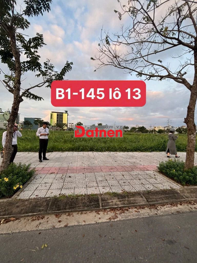 Bán nhanh lô đất đường 10m5 đường Lê Sỹ - hướng Tây nam - Cồn dầu