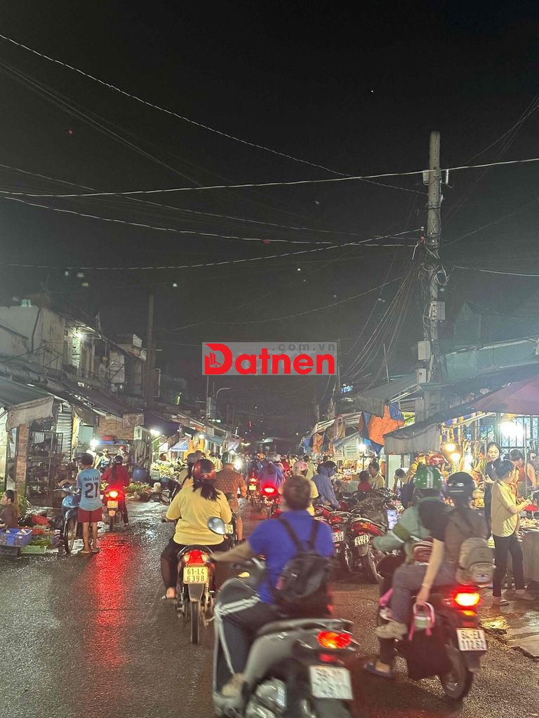 BÁN ĐẤT TẶNG NHÀ C4 MẶT TIỀN CHỢ KINH DOANH AN THẠNH BÌNH DƯƠNG