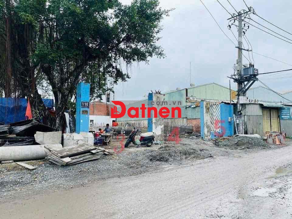 Bán 3 nền mặt tiền thạnh lộc 29 bến xe bus