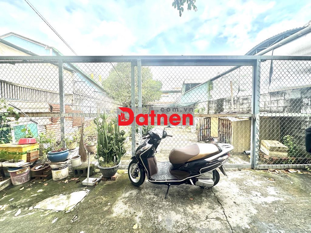 bán lô đất đường tô vĩnh diễn sát làng đại học qg