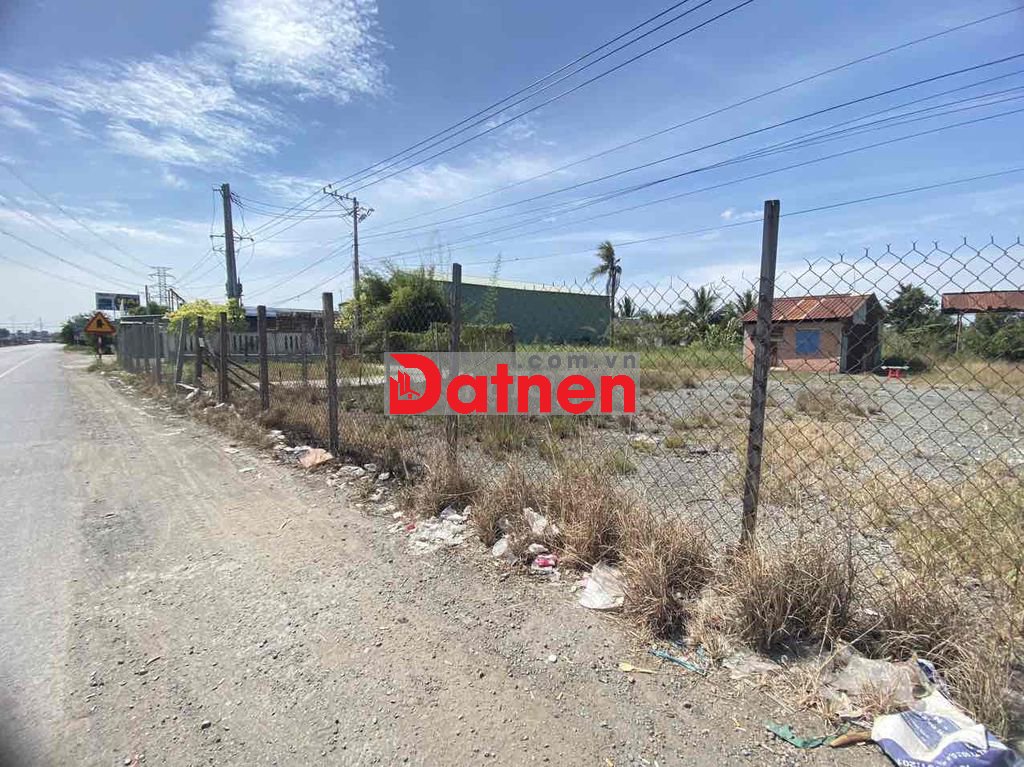 TẶNG XE VF3 - BÁN ĐẤT LONG AN MẶT TIỀN QL1A NGAY TRUNG TÂM HÀNH CHÍNH