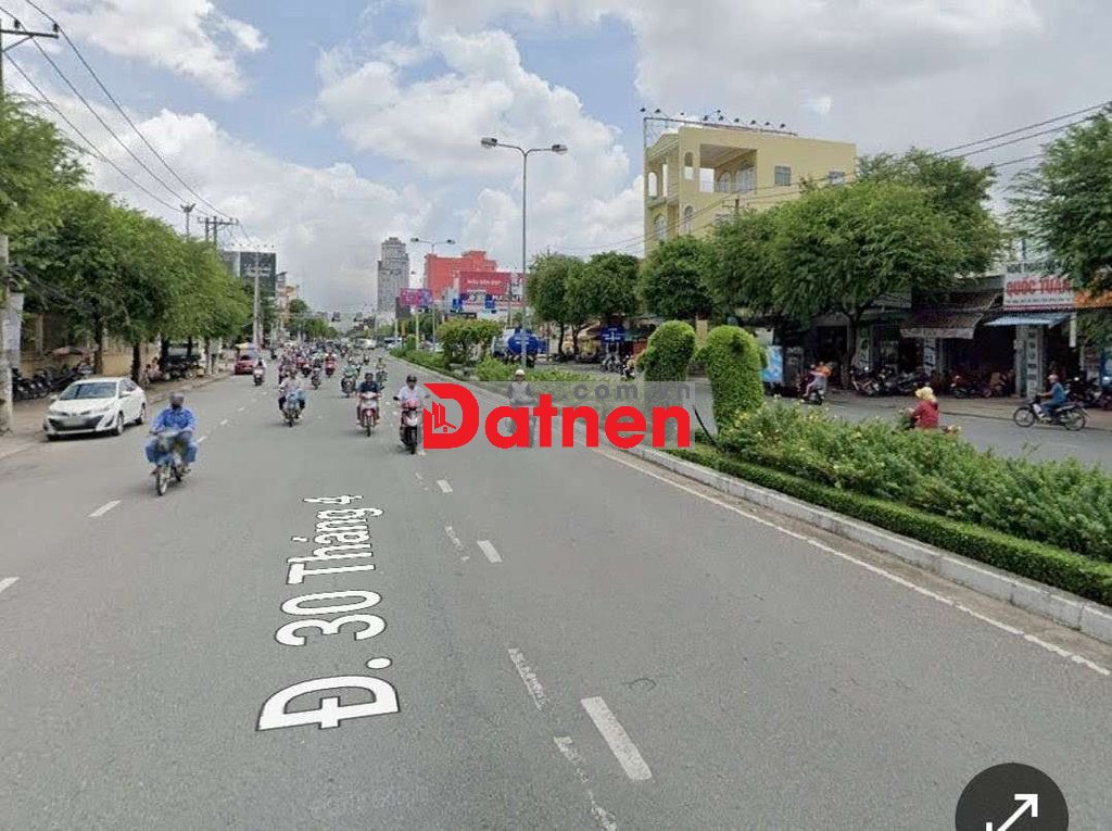 ĐẤT MẶT TIỀN ĐƯỜNG 30/4 ( NGANG 33M DÀI 46M)