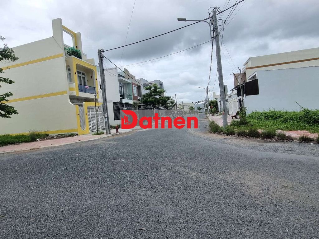 Đất sổ hồng chính chủ