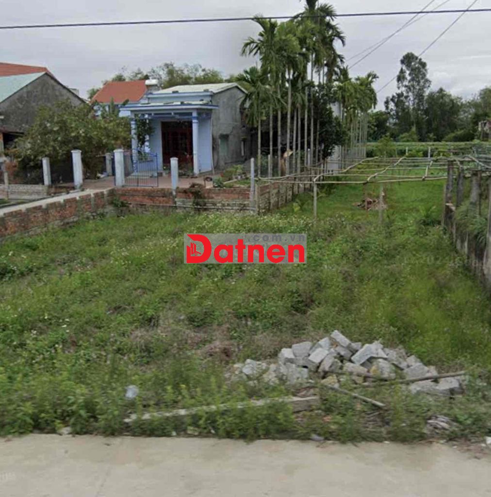 Chính chủ bán đất mặt tiền đường Trường Sa
