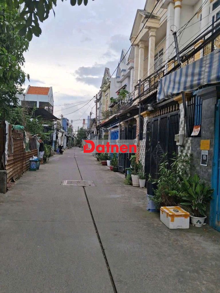 ĐẤT SHR HẺM THÔNG CẦN CHỢ VÀ TRƯỜNG HỌC VLA