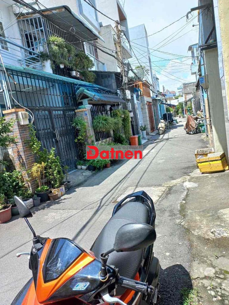 Thơm – Bán Đất Tặng Nhà C4 Tam Châu, Hẻm Ô Tô, Chỉ 4 Tỷ