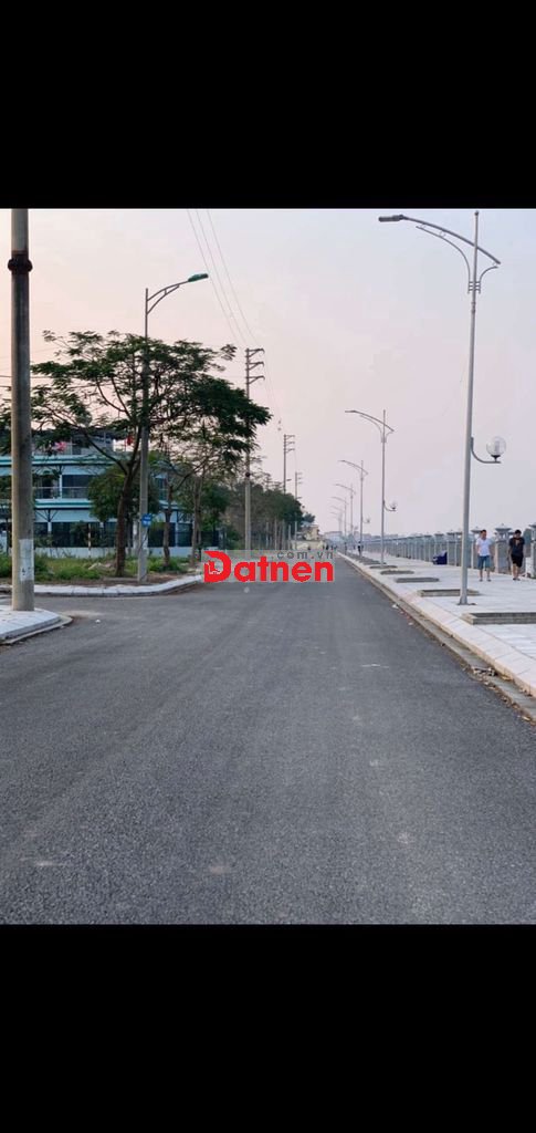 View sông TP.Phủ Lý, gần các trường ĐH,,, lô góc 128m2