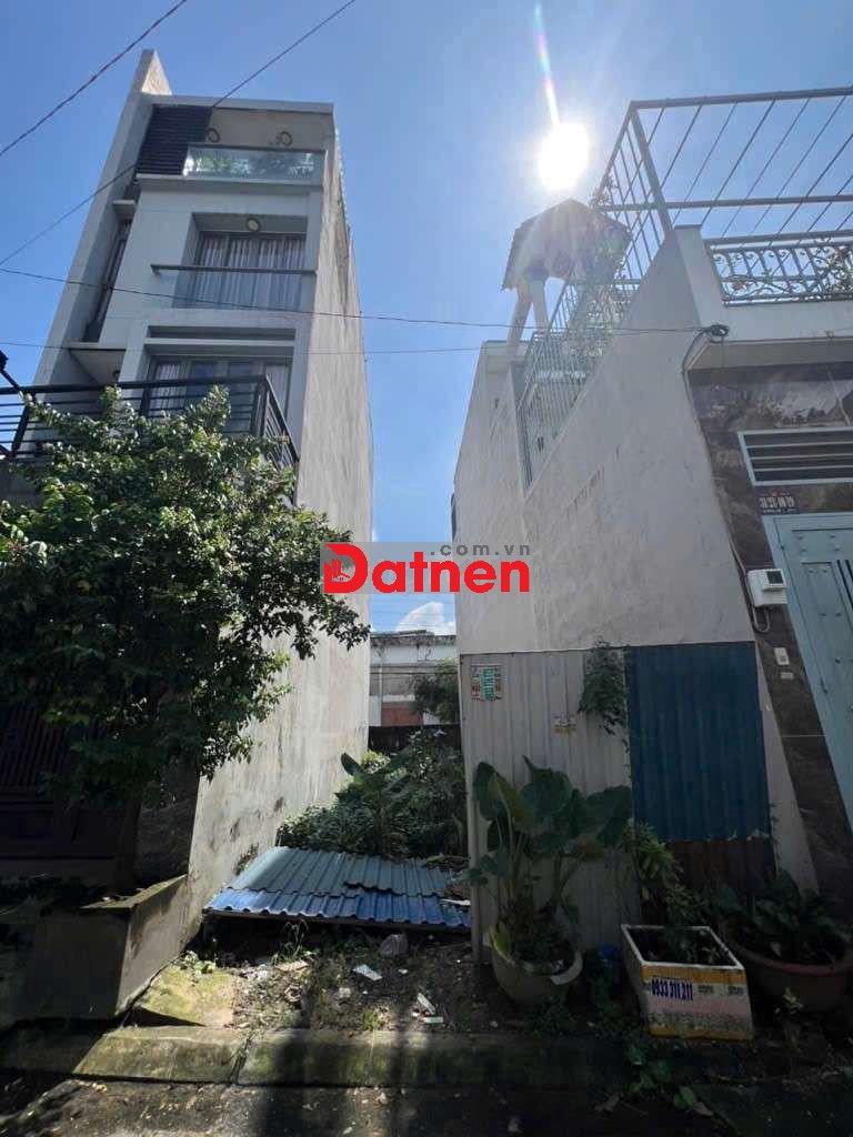 Bán đất 4x18 hẻm xe hơi đường số 1