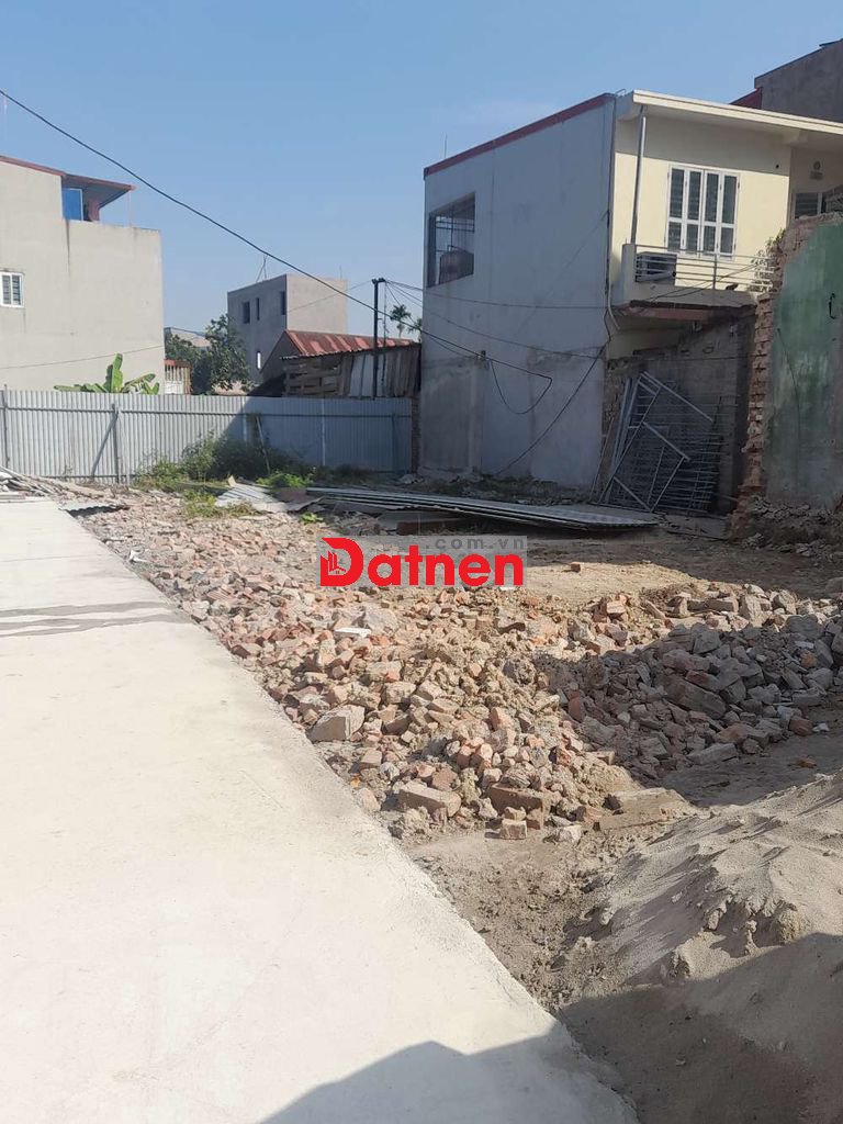 1 lô đất đẹp.