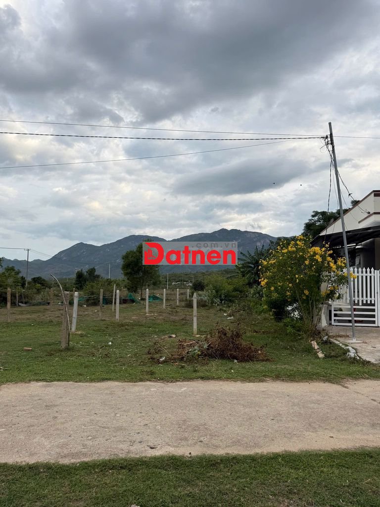 KẸT TIỀN, BÁN GẤP LÔ ĐẤT ĐẸP 200m2 (8mx25m) NINH DIÊM, GIÁ CHỈ 1.32 TỶ