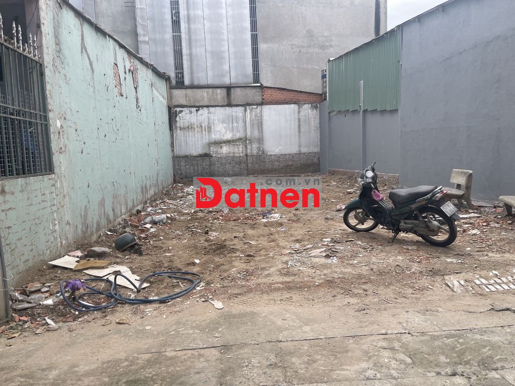 Bán Đất dt 72m2 gần Aeon Mall Tân Phú. giá 5.9 tỷ