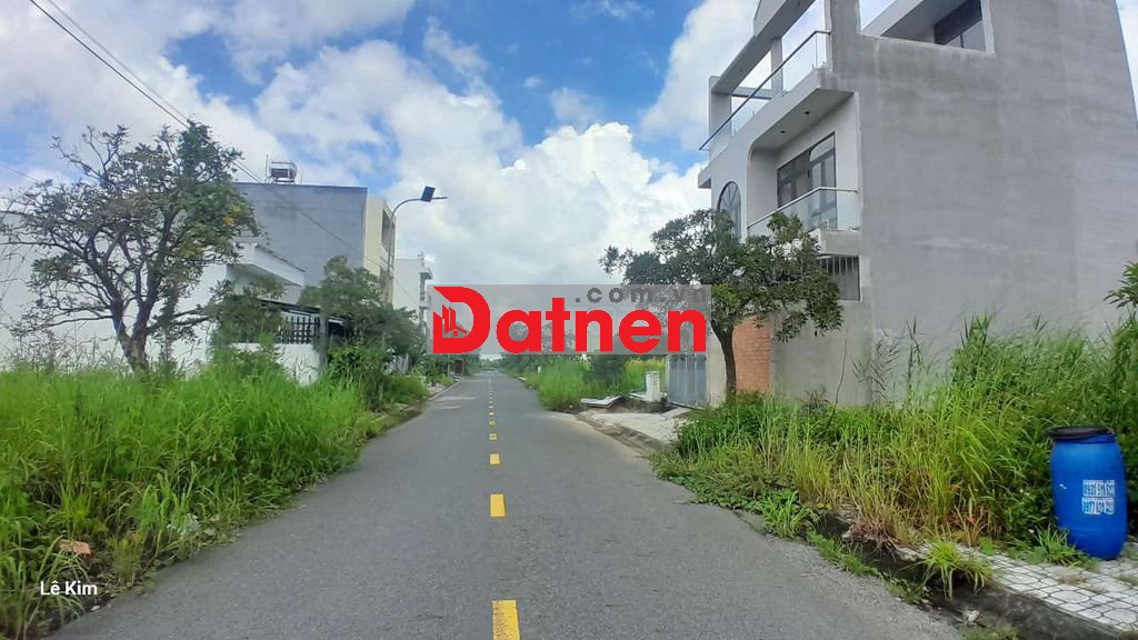 Cần bán gấp Bình Mỹ Center Block E DT 5x17 trục đường chính 11m