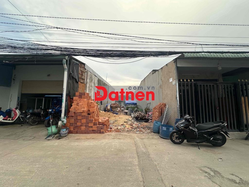 BÁN ĐẤT NGANG 5,5m . THUẬN GIAO 19. Thuân An Bình Dương cũ