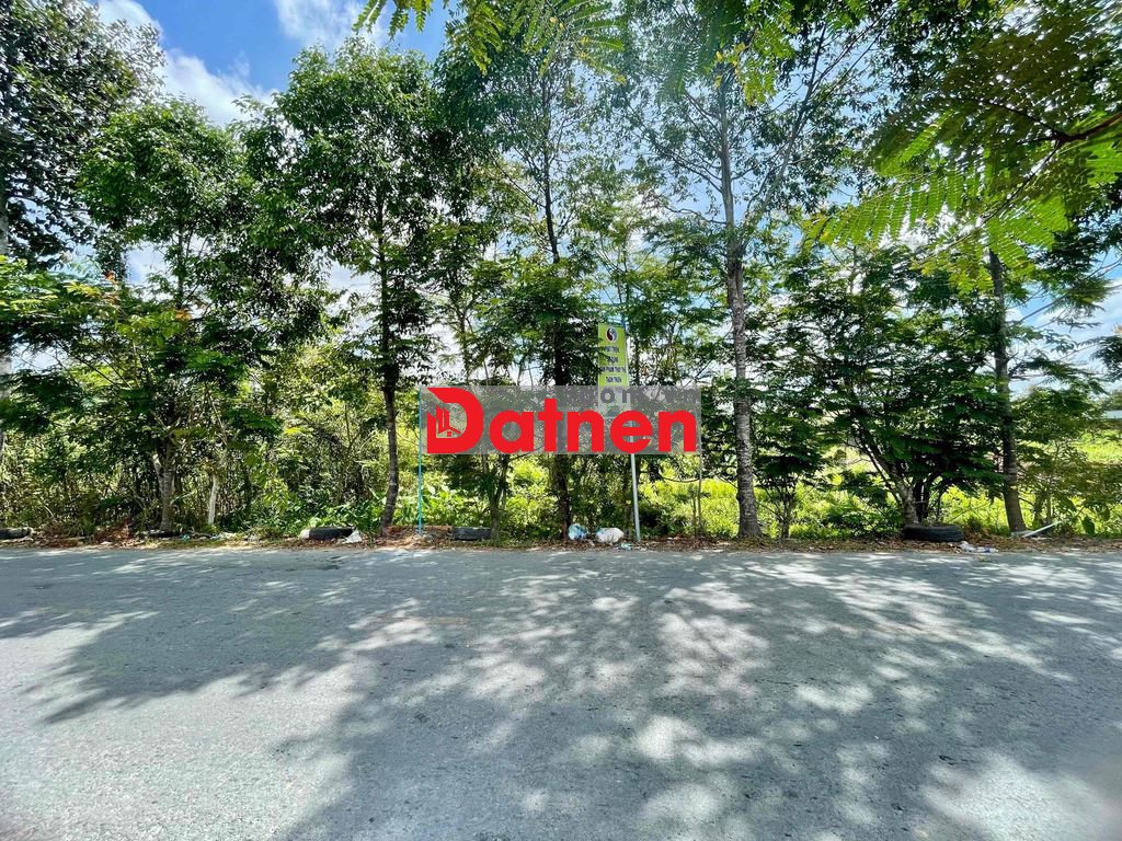 Cần bán đất vườn khu vực Đường tỉnh 925 hướng về Ngã 6