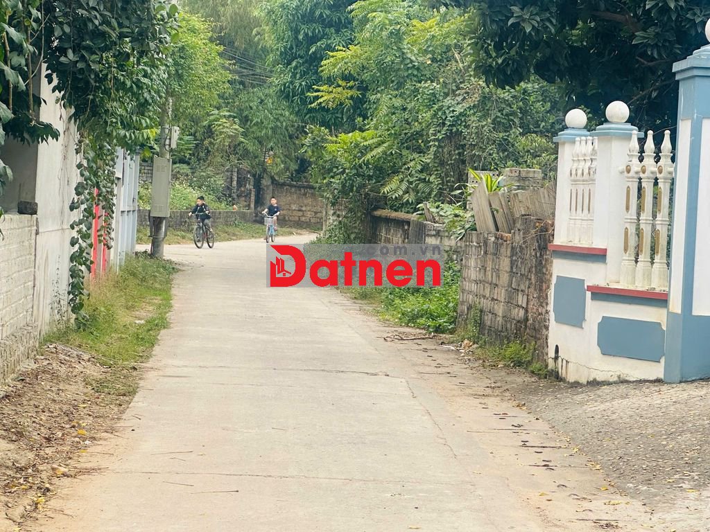 Diện tích: 202M2; Đất ở 60M2; Mặt tiền 6M