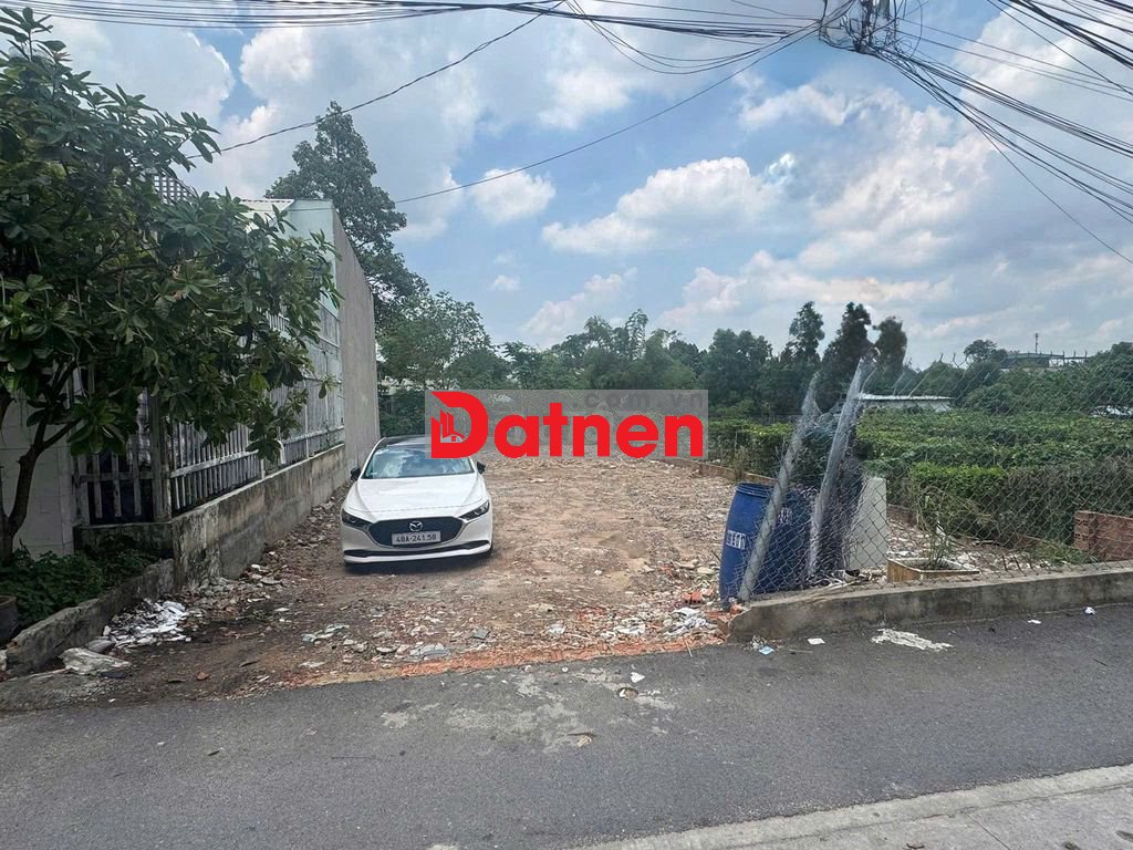 GĐ CẦN bán đất cách MẶT TIỀN Nguyễn Chí Thanh 50m giá 1 tỷ 450 triệu