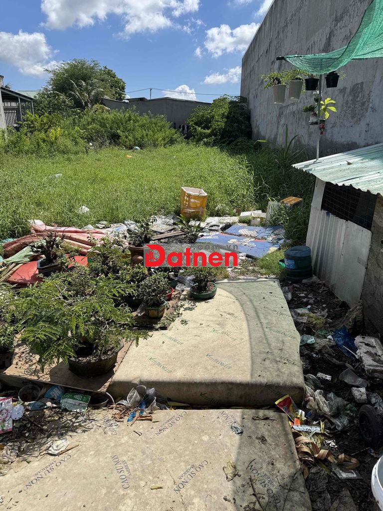 10x27 1 xẹc tĩnh lộ 10 đối diện kcn Tân Đức