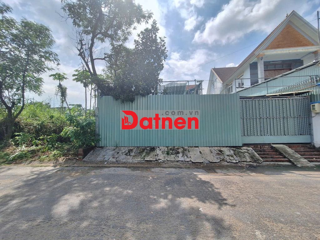 ĐẤT HẺM 274 NGUYỄN VĂN TẠO DT 218M2 THỔ CƯ