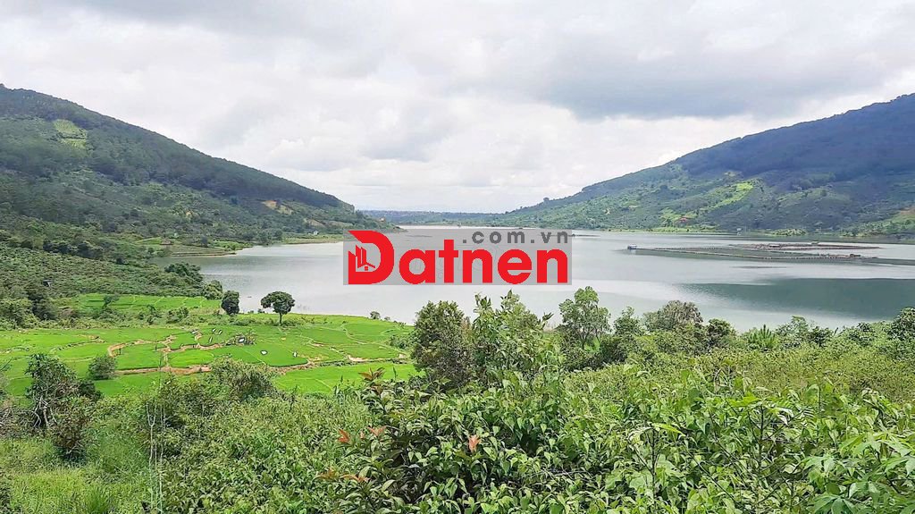 Đất Di Linh, view hồ Kala cực đẹp, sổ vuông, thế đất triền toàn cảnh.