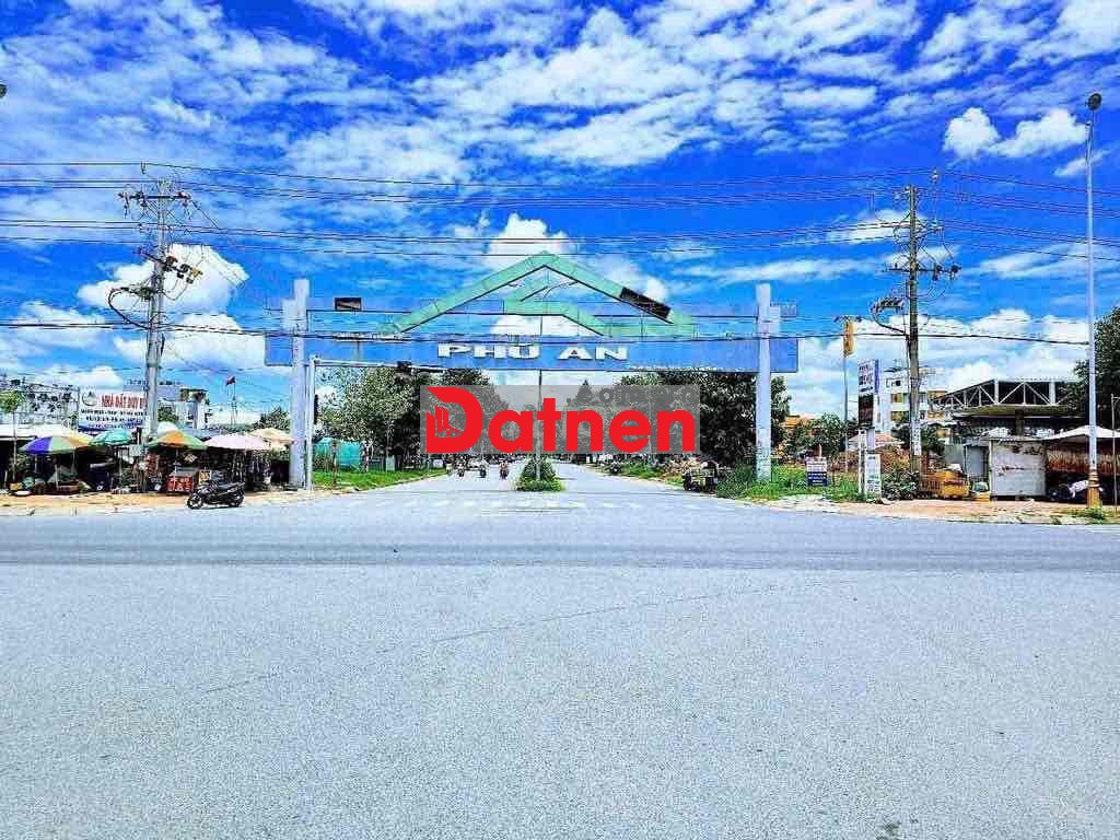 Cần bán gấp nền đẹp đường lớn khu phú An