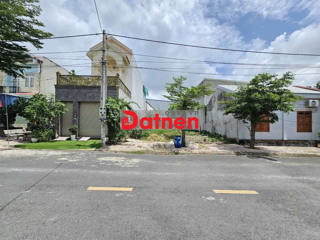 Đất đẹp 105m ngang 6m trục chính kdc Đất Mới, ngã tư Chiêu Liêu Dĩ An