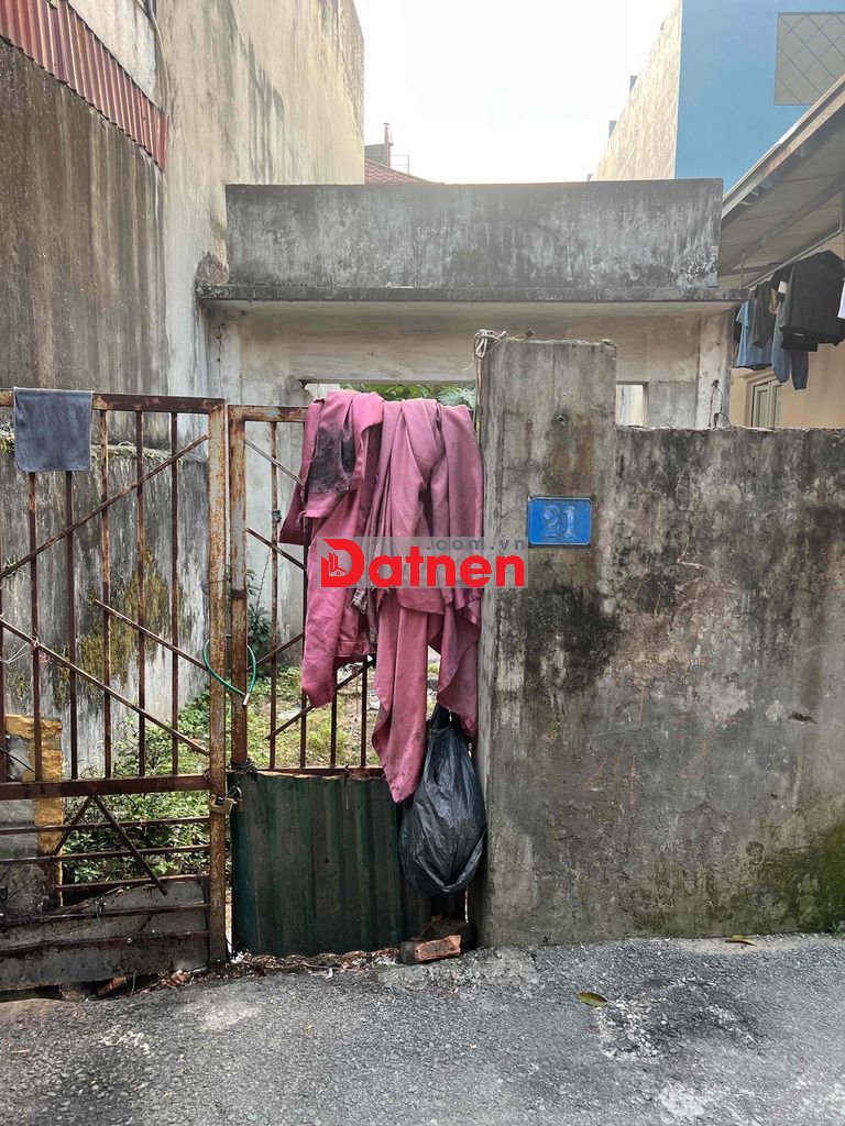 ĐẤT PHÚC LỢI DT:60M MT:4M OTO 7CHỐ NGỦ TRONG ĐẤT