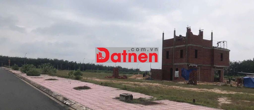 Bán lô đất sổ riêng 10x21 Long thành