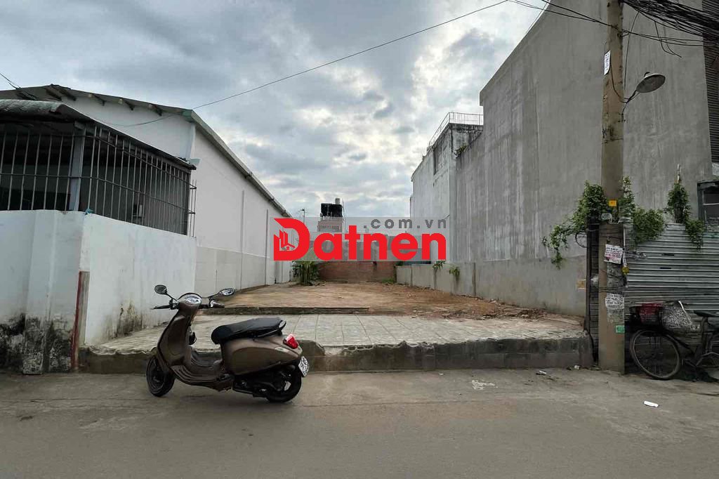 LÔ ĐẤT HẺM XE HƠI - XÂY DỰNG CAO TẦNG - NỞ HẬU RẤT ĐẸP