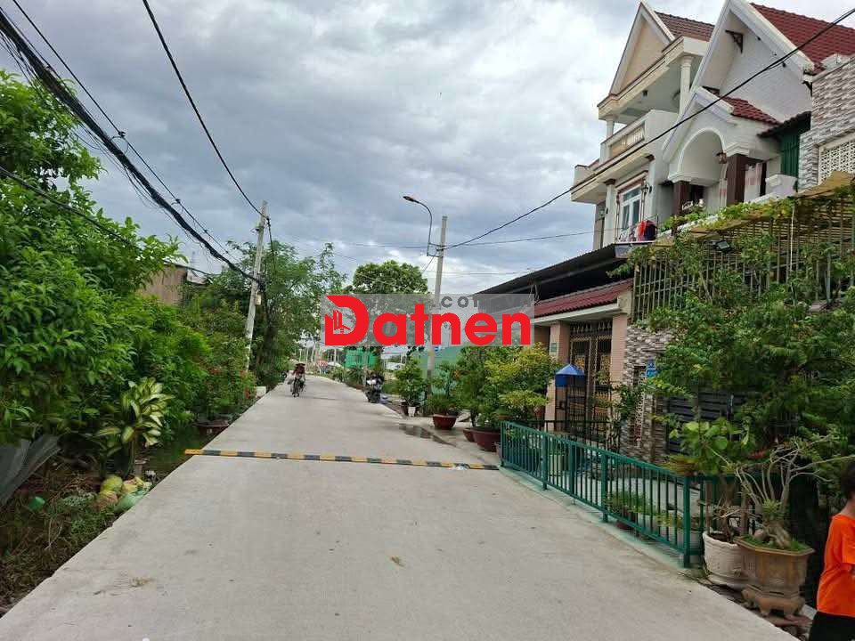 BÁN ĐẤT HẺM 154 NGUYỄN VĂN TẠO DIỆN TÍCH 100M2 GIÁ 50TR/M2