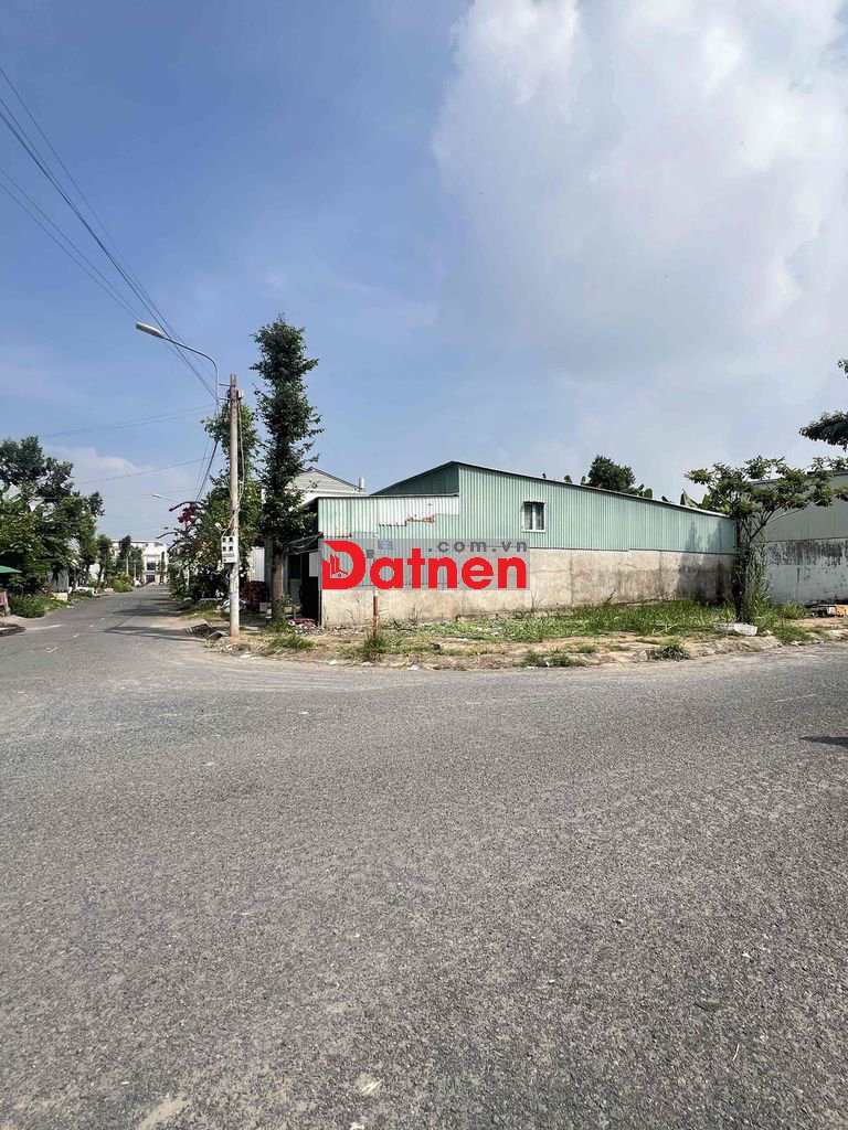 LÔ GÓC HAI MẶT TIỀN . TRỤC ĐƯỜNG SỐ 5 KHU THÁI SƠN LONG HẬU