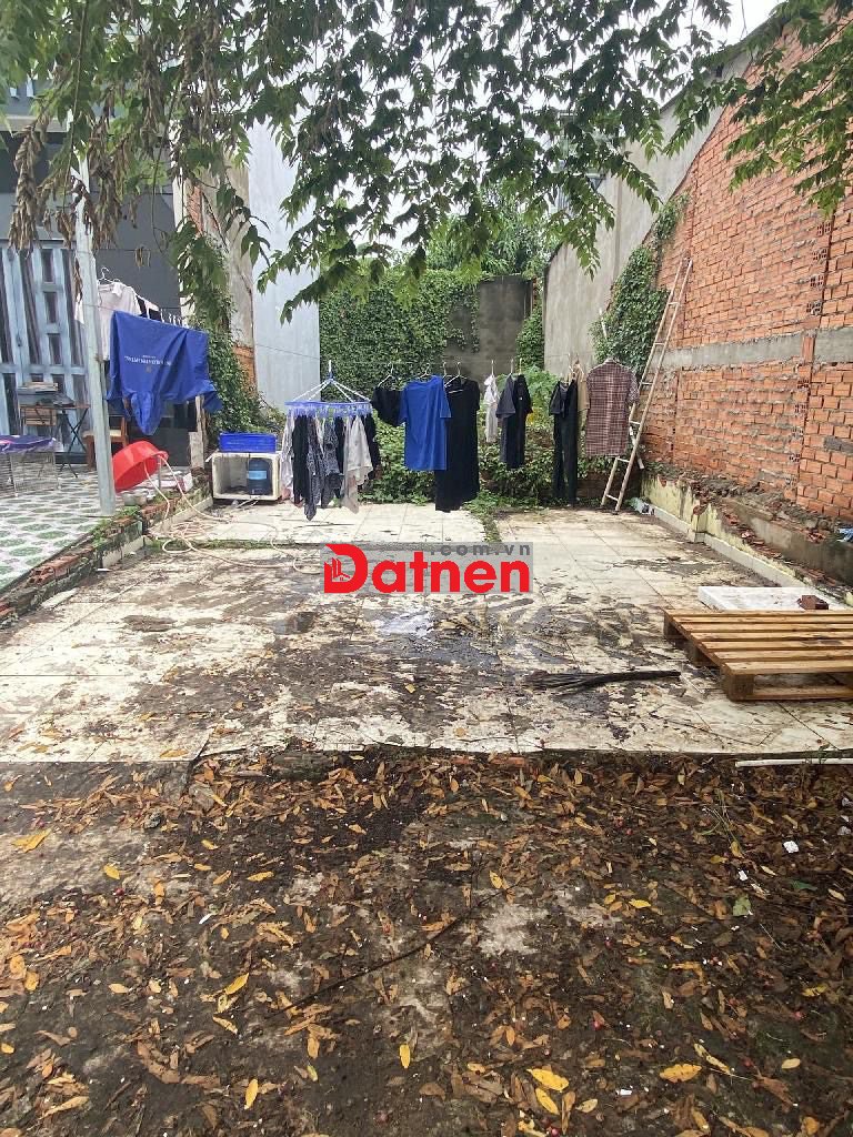 Đất full thổ cư tại Phước Kiển. Shr. Đường trước đất 10m. Oto quay đầu