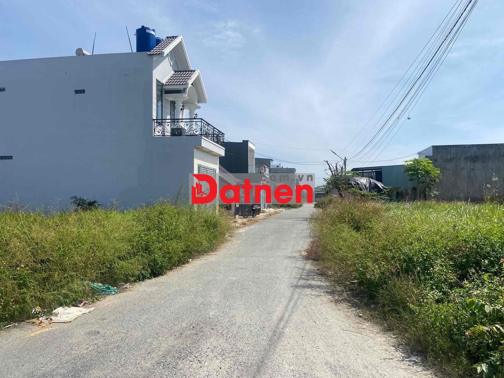 cần bán lô đất 10x60m2 thuộc trảng bàng